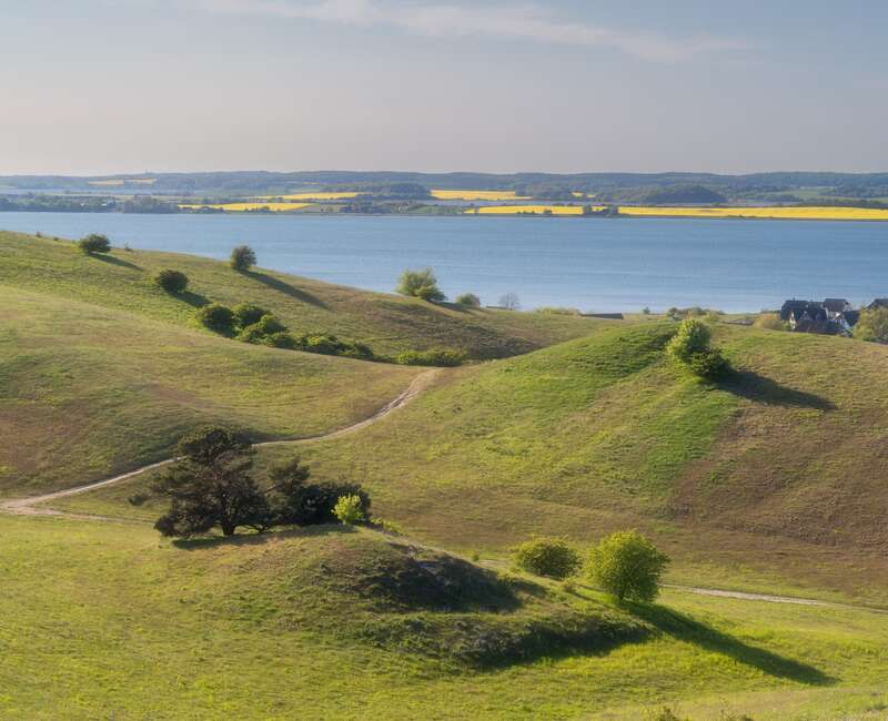 Mönchguter Hügelland: Wandern in den Zickerschen Bergen