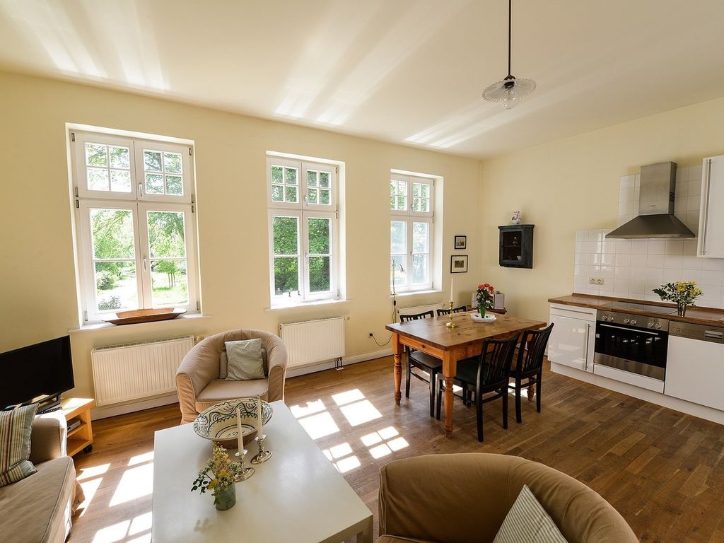 Ferienwohnung 2 mit schönem Seeblick detail 1