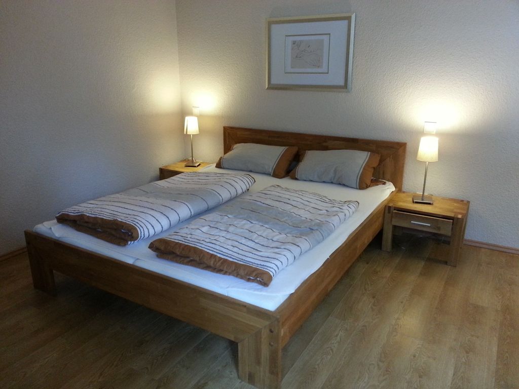 LandgasthofFischerhus - Fischerhus 2 -Appartement mit Yachthafenblick detail 2