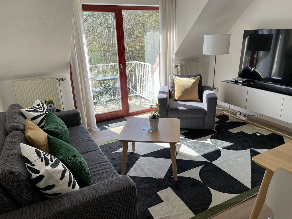 Ferienwohnung "Nils Holgerson" mit Balkon zwischen Strand, Wald & Wiese im Südosten der Insel Rügen! detail 1
