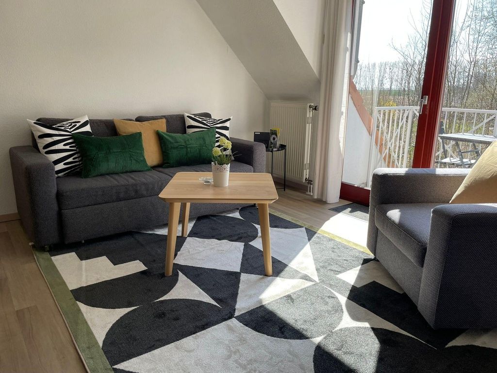Ferienwohnung "Nils Holgerson" mit Balkon zwischen Strand, Wald & Wiese im Südosten der Insel Rügen! detail 3