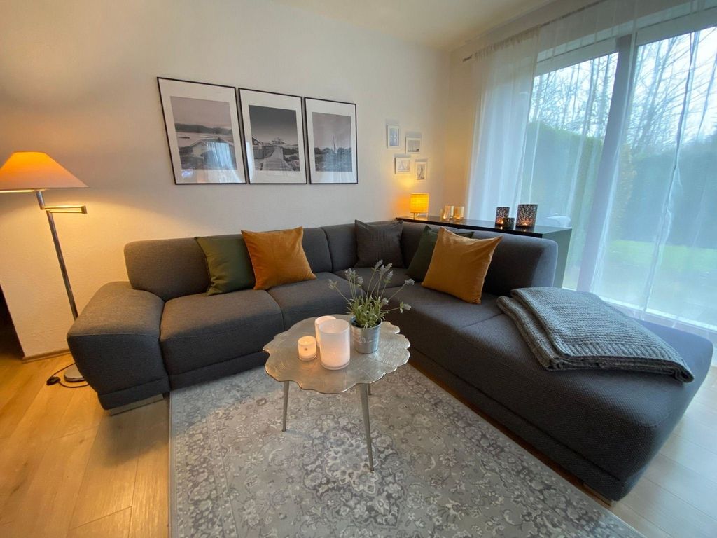 Ferienwohnung "Kapitän Hook" mit Sonnenterrasse & Garten zwischen Strand, Wald & Wiese auf Rügen! detail 1