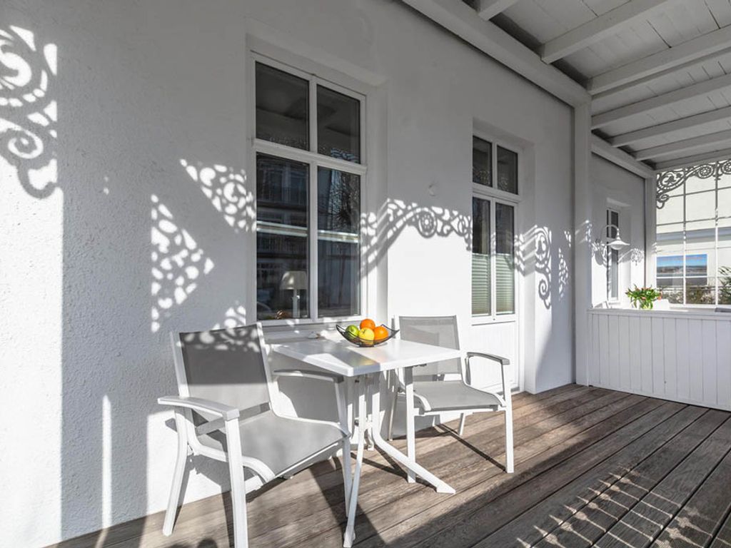 Villa Iduna / Ferienwohnung No. 1 - EG mit Balkon nach Osten detail 3
