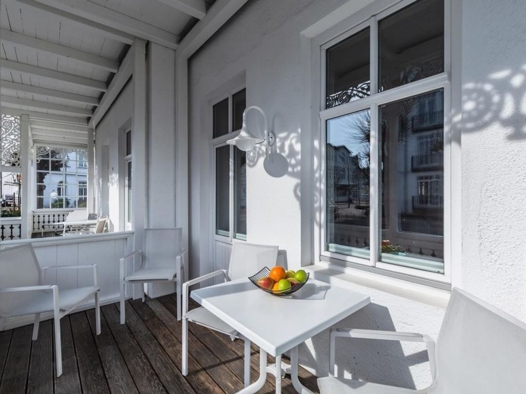 Villa Iduna / Ferienwohnung No. 2 - EG mit Balkon nach Osten detail 3