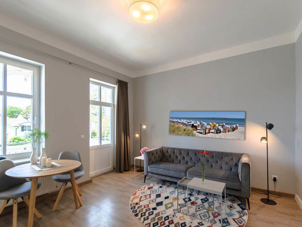 Villa Iduna / Ferienwohnung No. 6 - 1. OG mit Balkon nach Süden