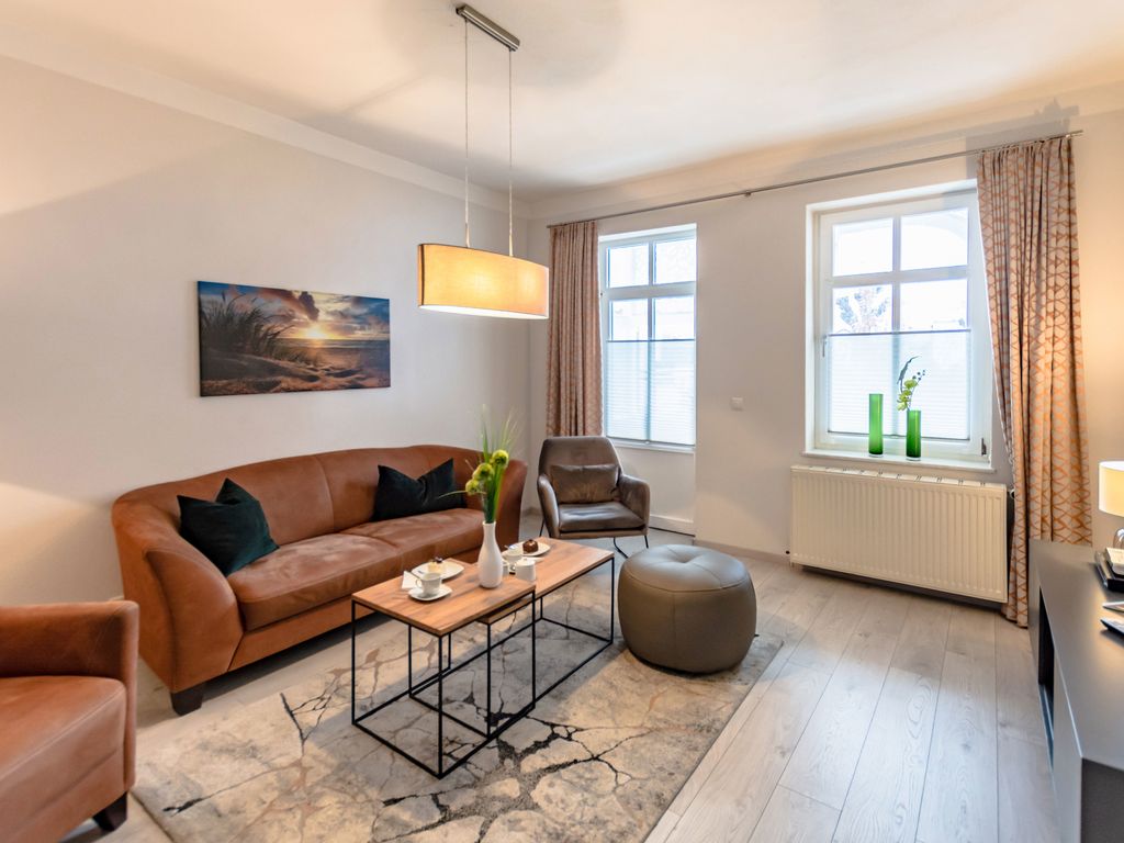 Villa Iduna / Ferienwohnung No. 10 - EG mit Balkon nach Osten detail 2