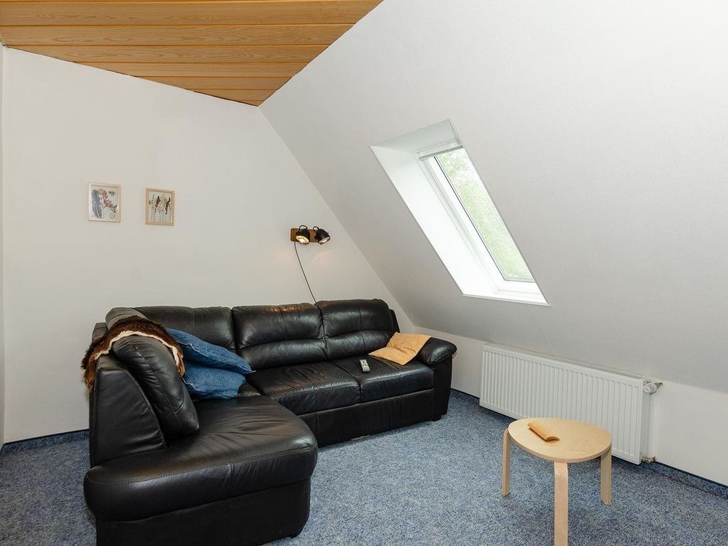 Ferienwohnung auf Rügen für 3 Erwachsene und 1 Kind in Schaprode Zi6