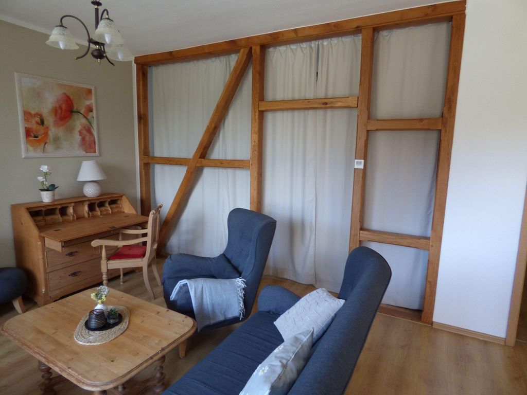 Große Ferienwohnung Wa2 -100qm - im Erdgeschoss der Villa Walhall in einem parkähnlichen Garten detail 4