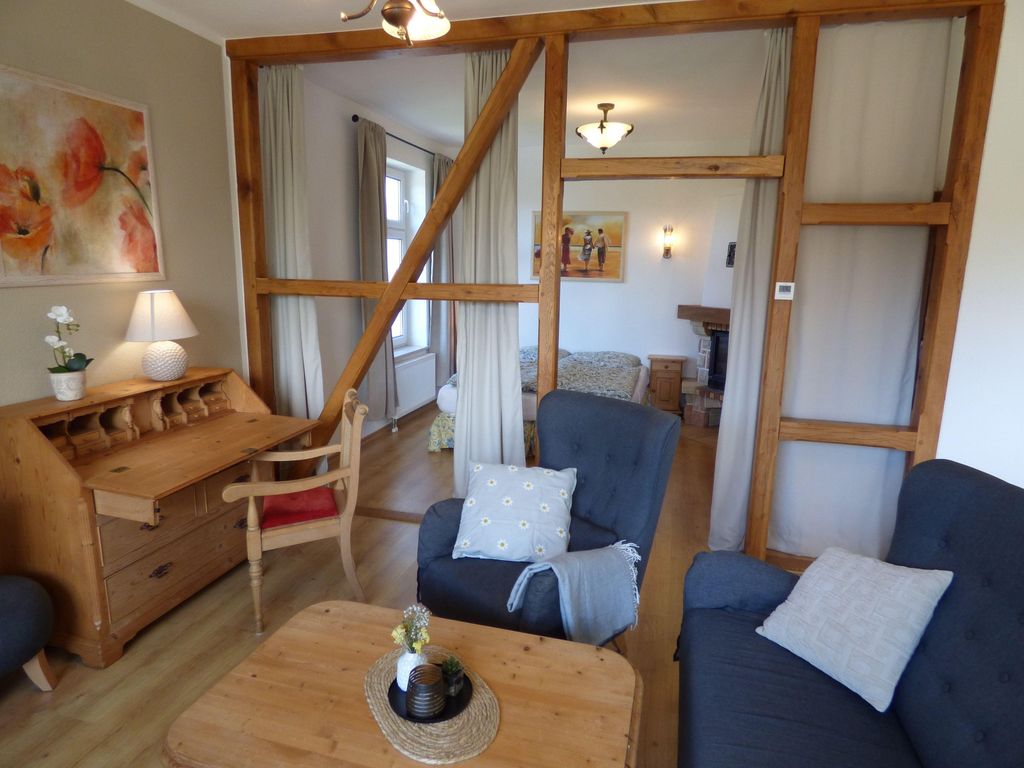Große Ferienwohnung Wa2 -100qm - im Erdgeschoss der Villa Walhall in einem parkähnlichen Garten detail 2