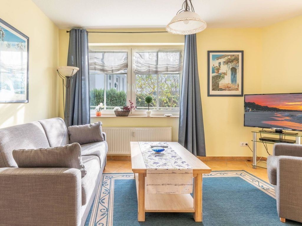 Ferienwohnung 2 "Kranich" Villa Vogelsang in Binz, 3-Raum, Parkplatz, WLAN, Wintergarten, Terrasse detail 4