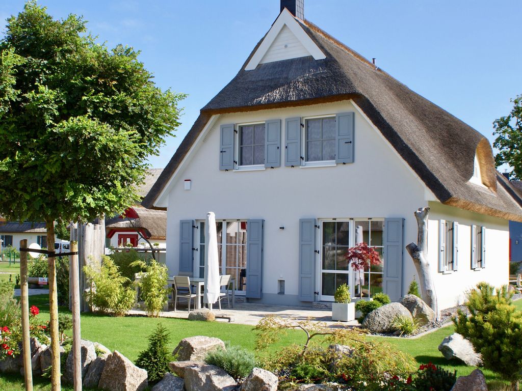Traum Reethaus am Meer – mit Pool, Sauna & Yoga