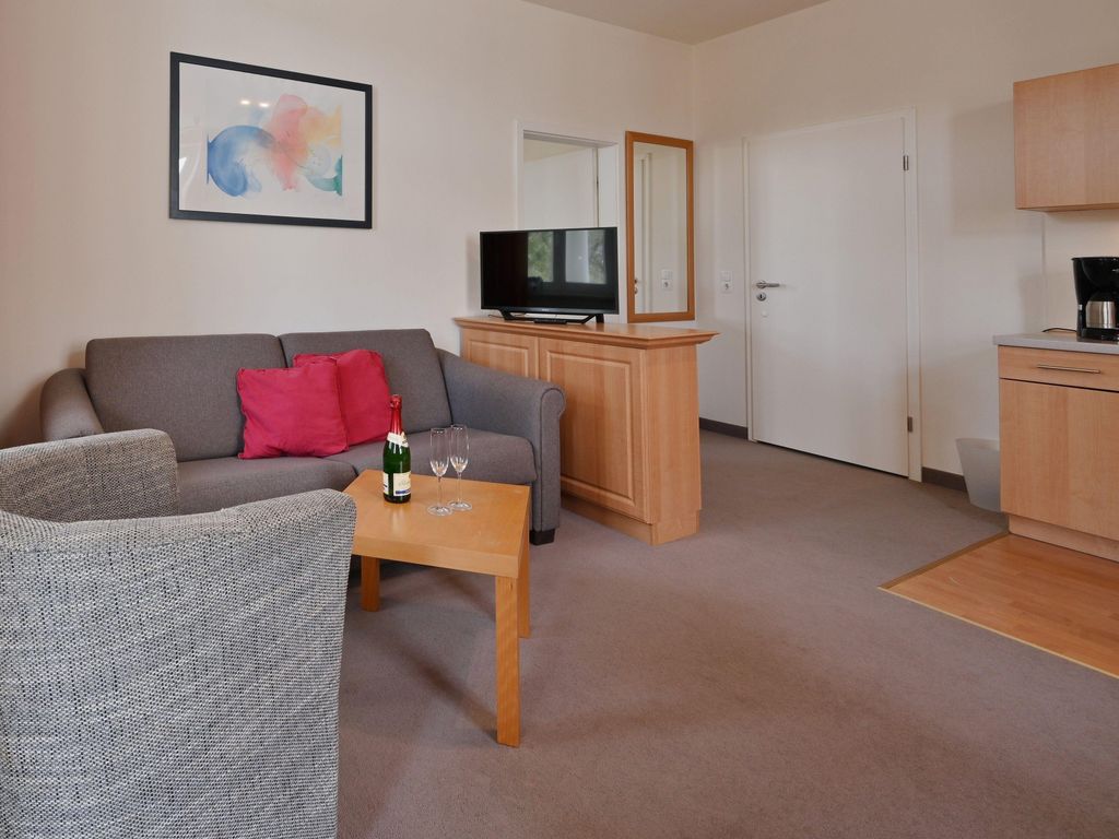 Ferienwohnung 5 in Sellin auf Rügen Villa Celia 6 Pers. WLAN und Sauna 200 m vom Strand entfernt detail 1