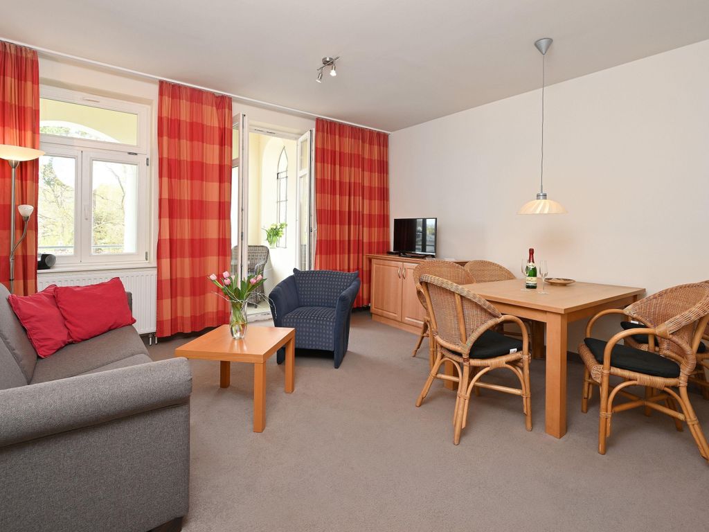 Ferienwohnung 10 in Sellin auf Rügen Villa Celia 6 Pers. WLAN und Sauna 200 m vom Strand entfernt detail 1