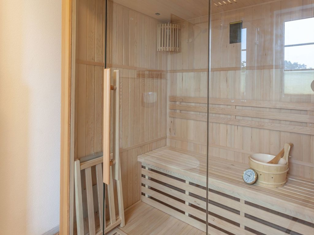 Superior Ferienhaus mit Sauna im Kapitänshaus detail 4