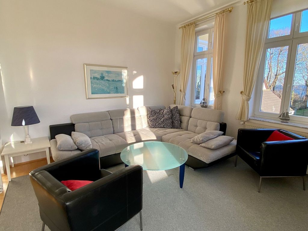 Ferienwohnung "Bernstein"