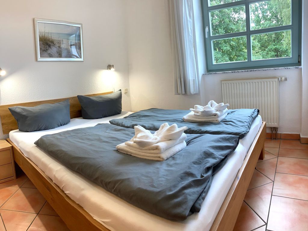 Ferienhaus Südstrand**** mit Blick bis zur Ostsee, inkl. Schwimmbadnutzung und Sauna detail 2