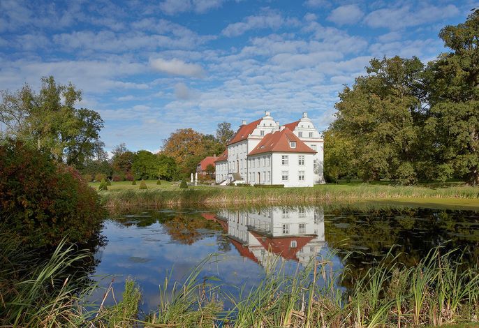 Ferienwohnung Herrenhaus Linker Seitenflügel I - Boldevitzer Rügenkaten