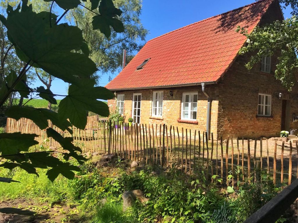 Hofgut Bisdamitz - Ferienhaus "Alte Mühle" detail 1