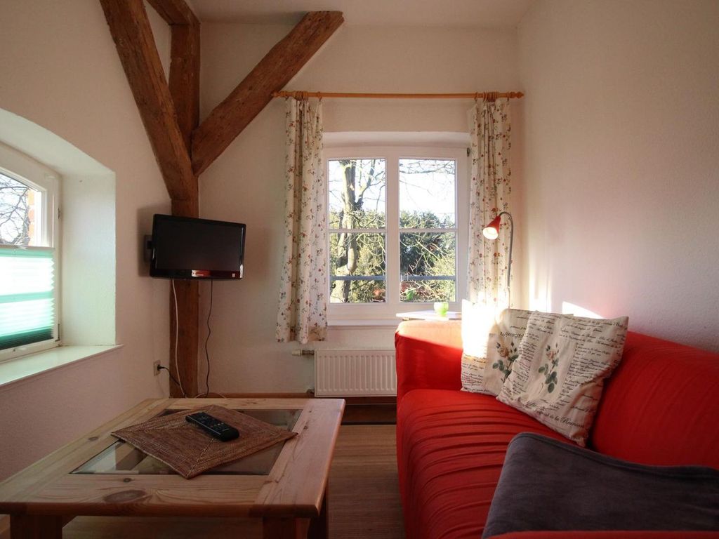 Gutshof Dubnitz -Ferienwohnung 5   Dörthe Dubnitz bei Sassnitz - Gutshof Dubnitz detail 1