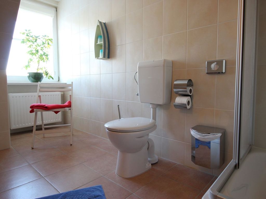 Gutshof Dubnitz -Ferienwohnung 7  Emmi Dubnitz bei Sassnitz - Gutshof Dubnitz detail 4