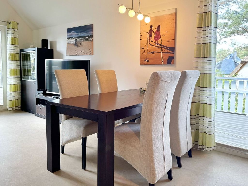 Familienfreundliches Apartment mit Infrarotsauna, Kamin & Balkon in Strandnähe - Ostseepark Rügen detail 2