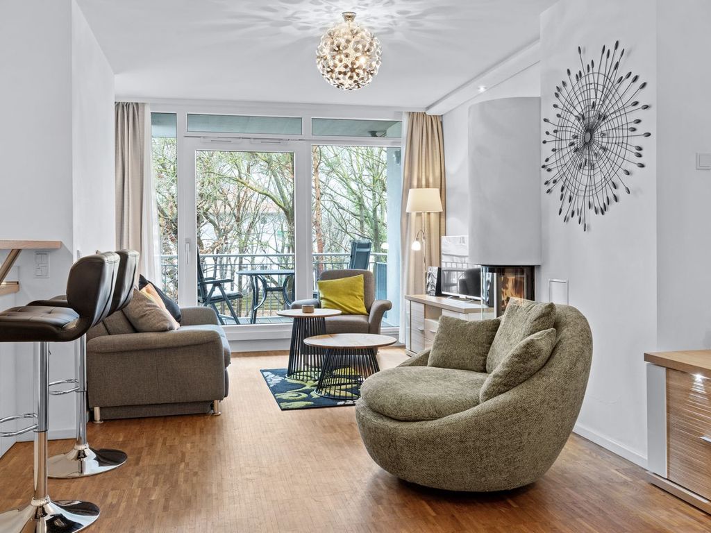 Ferienapartment mit Fußbodenheizung, Kaminofen und Balkon - nur 150 m zum Strand - DünenResort Binz detail 1