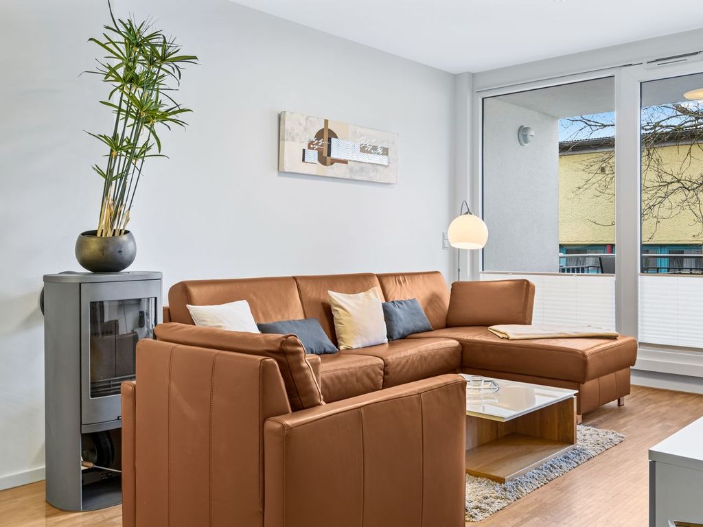 Schönes Ferienapartment mit Balkon, Fußbodenheizung & nur 150 m zum Ostseestrand