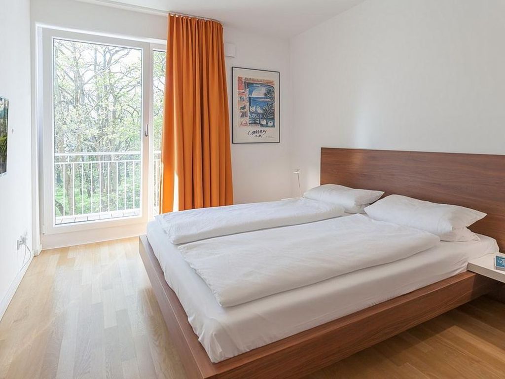 Stilvolles, strandnahes Apartment mit Fußbodenheizung, Whirlbadewanne und Balkon - DünenResort Binz detail 4