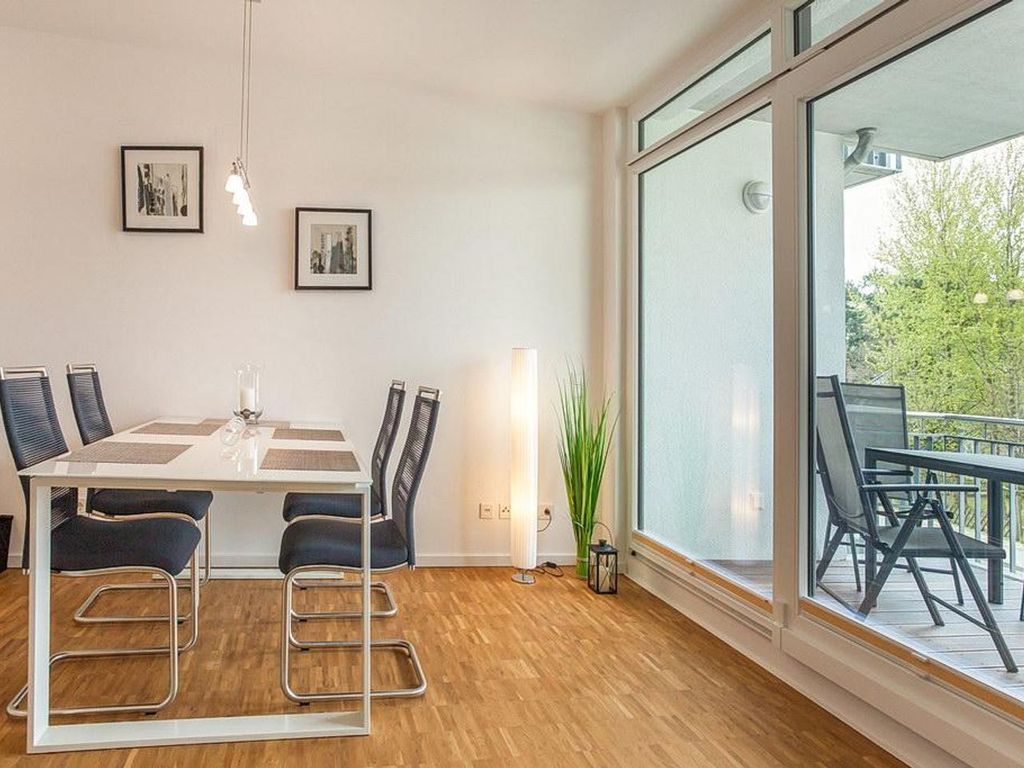 Schönes Apartment mit sonnigem Balkon und Fußbodenheizung - nur 150 m zum Strand - DünenResort Binz detail 4