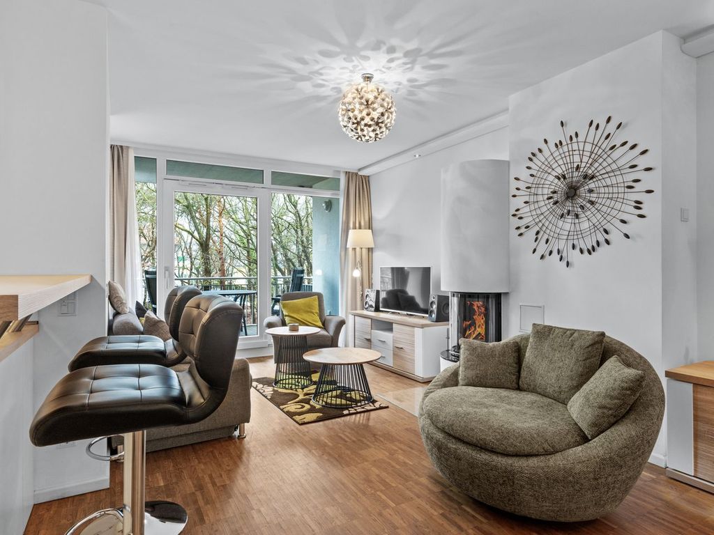 Ferienapartment mit Fußbodenheizung, Kaminofen und Balkon - nur 150 m zum Strand
