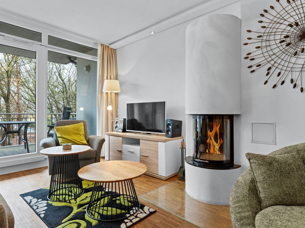 Ferienapartment mit Fußbodenheizung, Kaminofen und Balkon - nur 150 m zum Strand - DünenResort Binz detail 2
