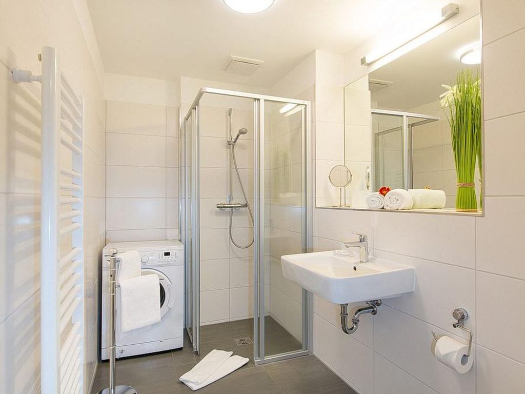 Ferienapartment mit Fußbodenheizung und Balkon - nur 150 m vom Strand entfernt! - DünenResort Binz detail 3