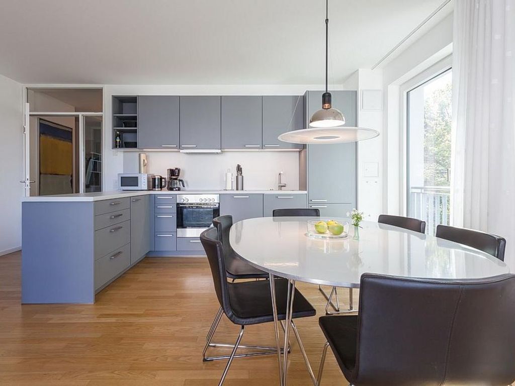 Stilvolles, strandnahes Apartment mit Fußbodenheizung, Whirlbadewanne und Balkon - DünenResort Binz detail 2
