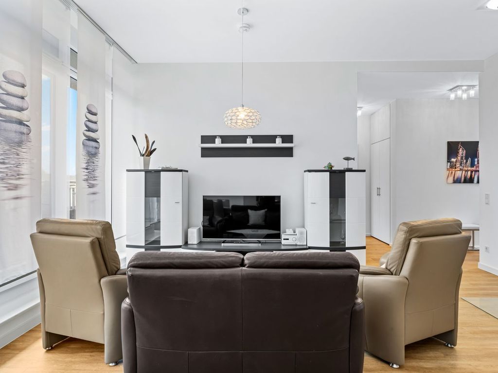 Tolles Penthouse mit Dachterrasse und Meerblick, Strandkorb, Kamin und Sauna! - DünenResort Binz detail 2