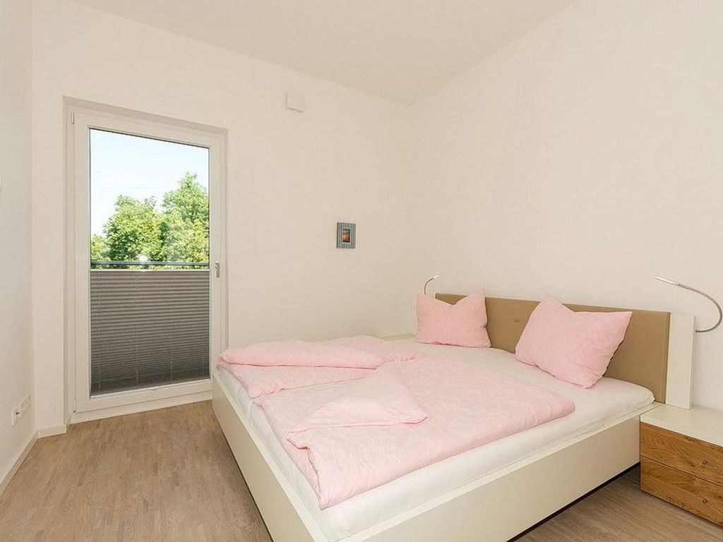 Tolles Ferienapartment mit Dachterrasse, Strandkorb, Kamin, Sauna und Meerblick - DünenResort Binz detail 4