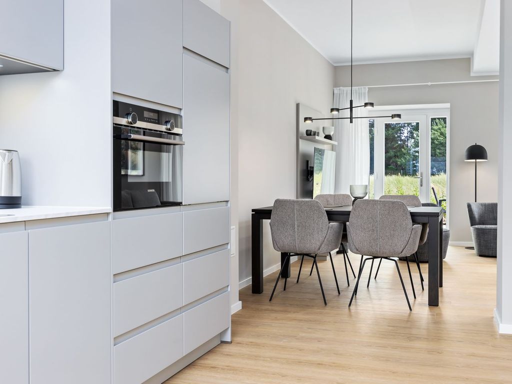 Tolles Maisonette-Ferienapartment in Toplage an der Ostsee mit Terrasse & Balkon - Strandresidenzen Binz-Prora detail 2