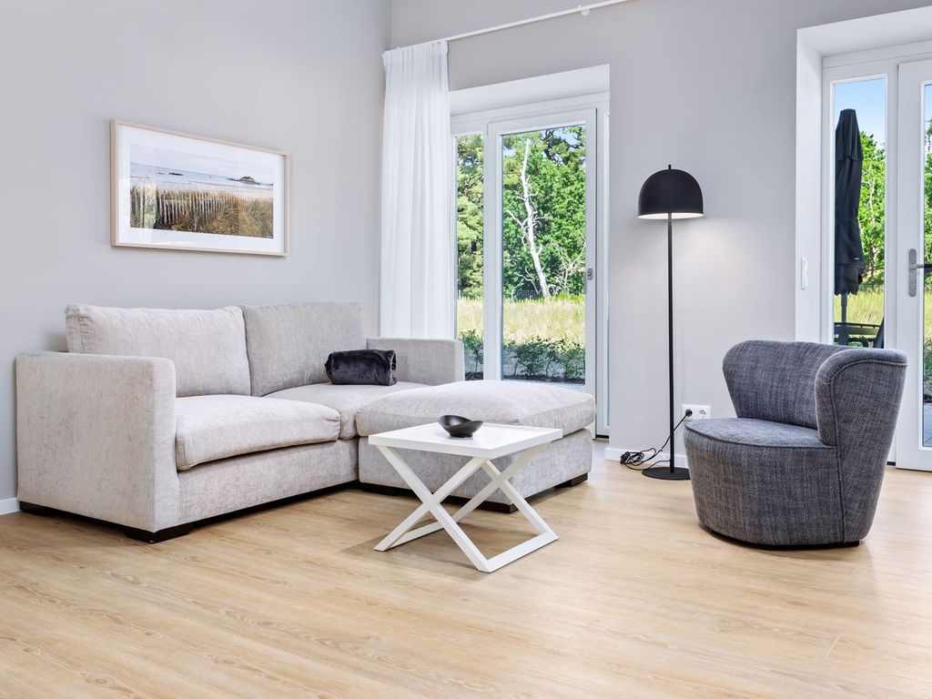 Tolles, barrierearmes Ferienapartment an der Ostsee mit Terrasse und zwei Bädern - Strandresidenzen Binz-Prora detail 2