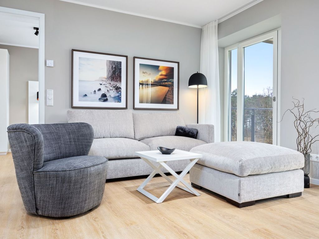 Modernes Komfort-Apartment in Toplage an der Ostsee mit Balkon und zwei Bädern
