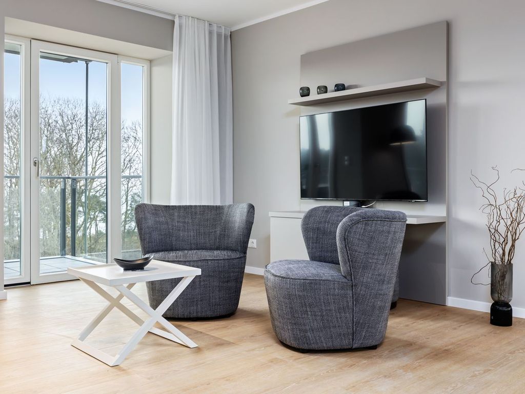Tolles Apartment auf 102 qm mit Balkon, Meerblick und zwei Bädern an der Ostsee! - Strandresidenzen Binz-Prora detail 2