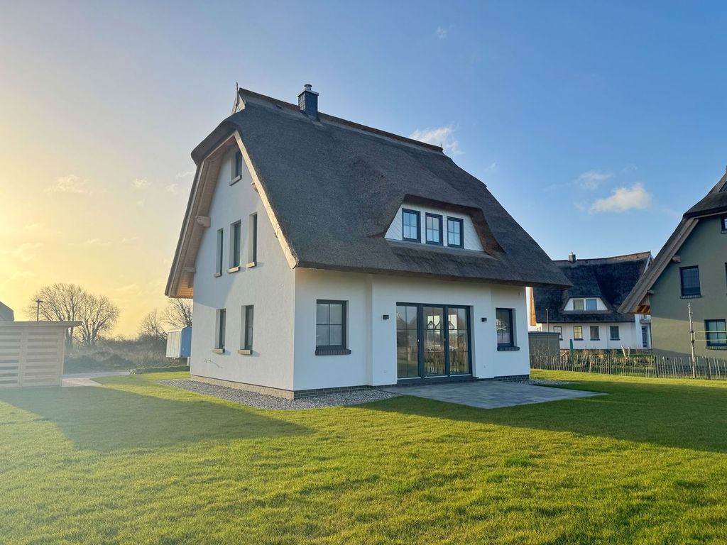Reethaus "MeerZeit" mit Kamin, Sauna und 3 Schlafzimmern detail 3