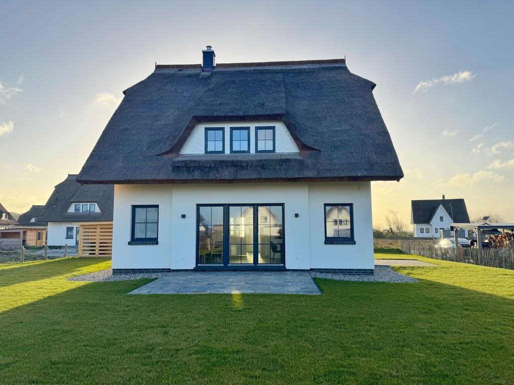 Reethaus "MeerZeit" mit Kamin, Sauna und 3 Schlafzimmern detail 4