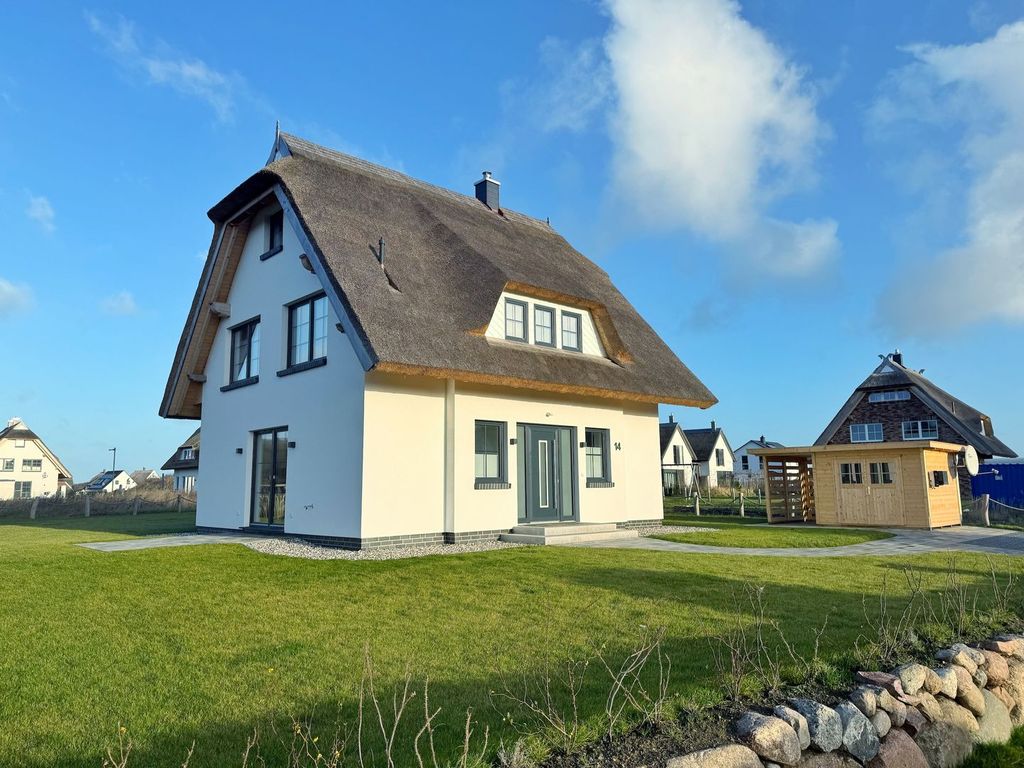 Reethaus "MeerZeit" mit Kamin, Sauna und 3 Schlafzimmern detail 2