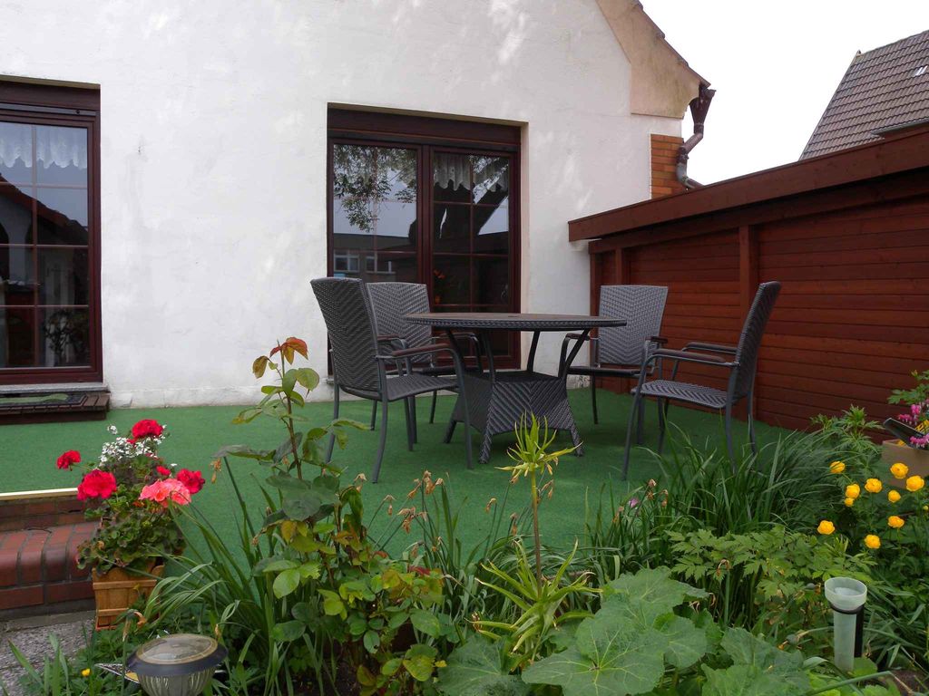 Ferienwohnung mit Garten detail 2