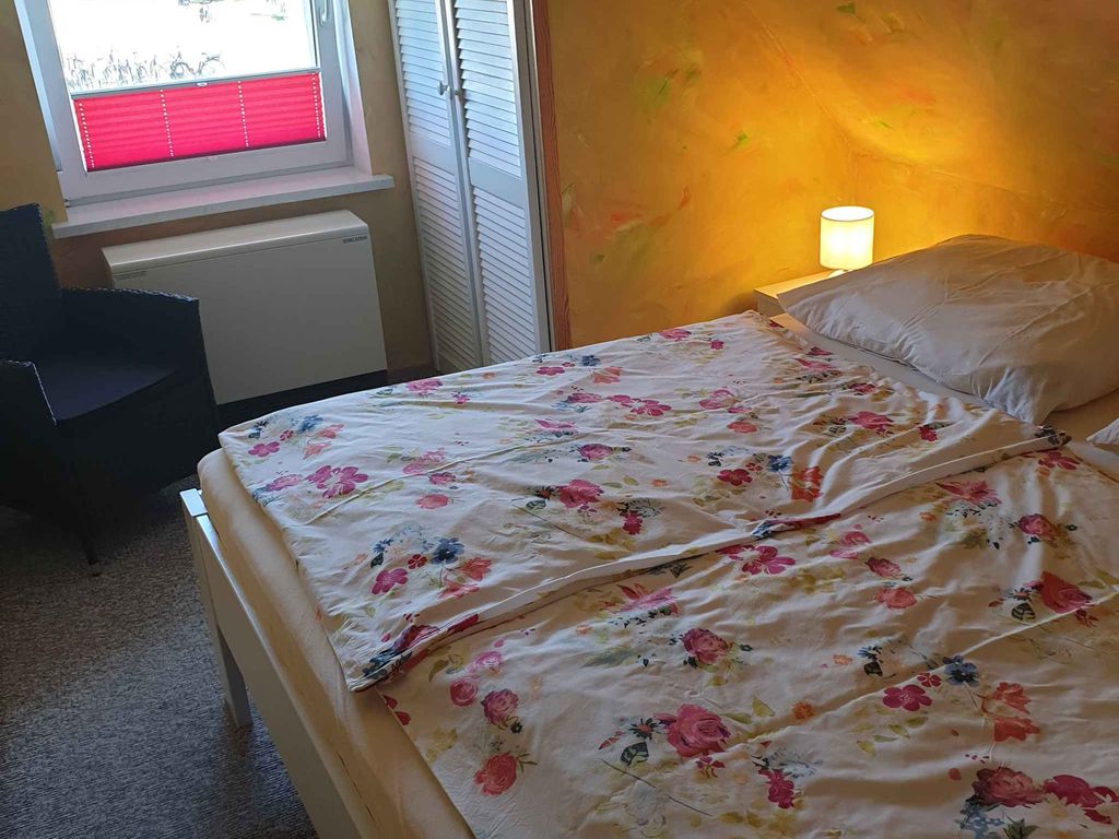 Ferienwohnung unter Schilfdach, nur 100 m vom Ostseestrand entfernt detail 2