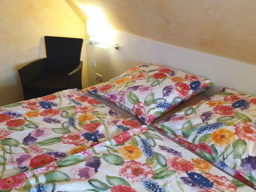 Ferienwohnung unter Schilfdach, nur 100 m zum Ostseestrand detail 2