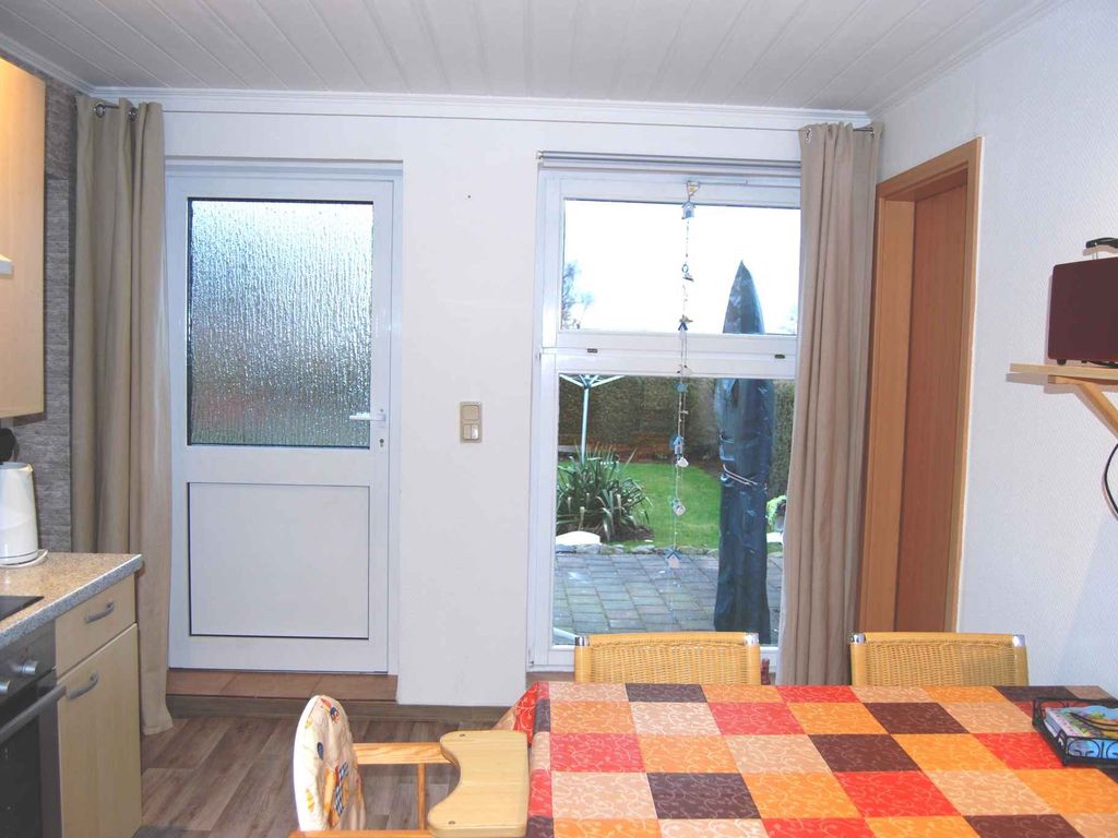 Ferienhaus mit Grillterrasse und Spielplatz detail 3