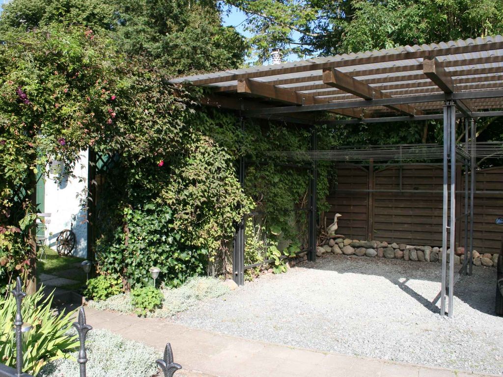 Ferienwohnung mit Gartenfreisitz detail 2