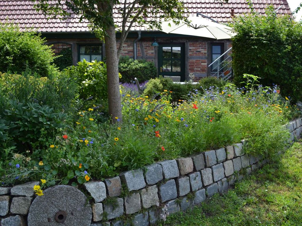 Ferienwohnung in der Natur mit Terrasse detail 2
