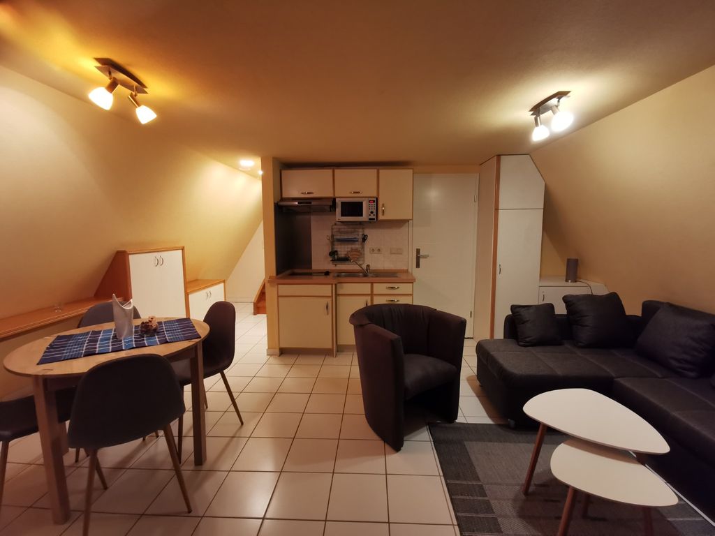 Haus 2 (53qm mit Schlafzimmer mit 4 Schlafplätzen, offener Wohnbereich mit Küche und Meerblick -max 4 Personen)