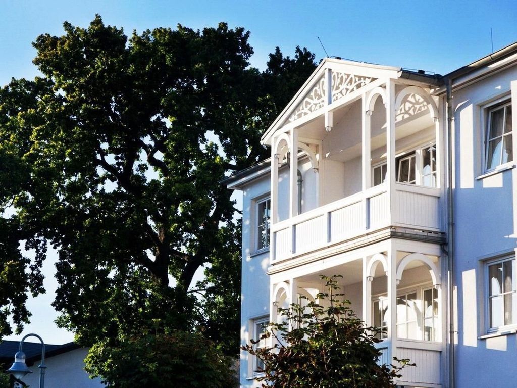 Villa Volksbank detail 1